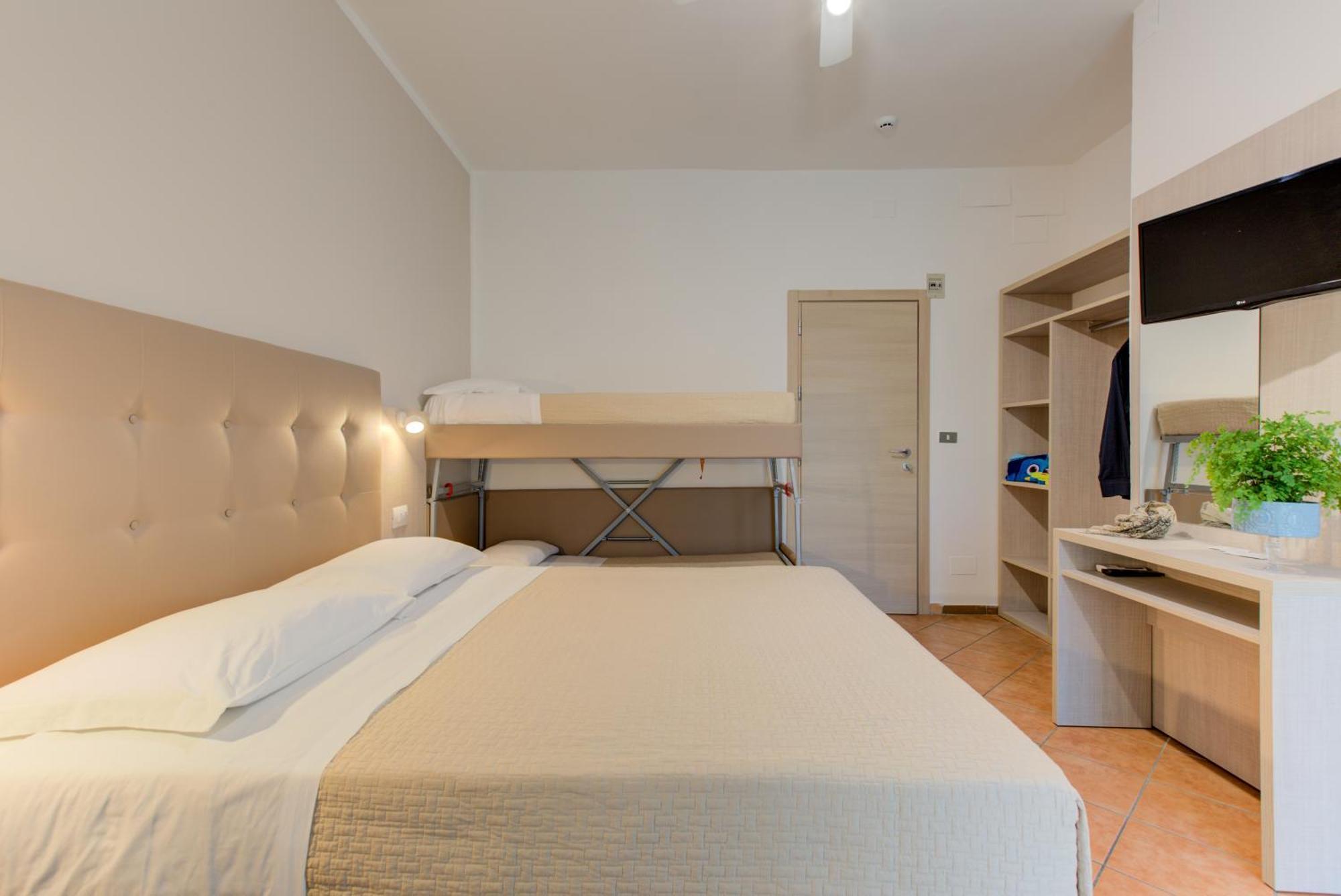 Hotel Cimarosa Riccione Værelse billede